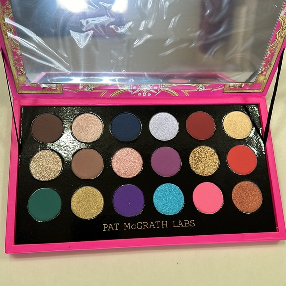 Pat McGrath Mthrahp Mega Palette - Picture 4 of 5
